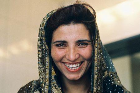 "Mein Herz sieht die Welt schwarz - Eine Liebe in Kabul" von Helga Reidemeister beschreibt einen Tabubruch, dessen Ausgang ungewiss ist