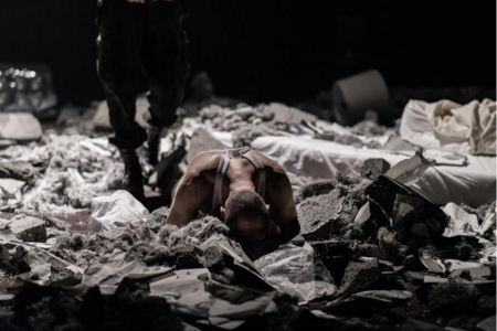 Zerbombt theater bochum