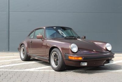 Bei einem so schoenen Oldtimer von Porsche denkt man weniger an den CO2-Fußabdruck CO2 Ausstoß
