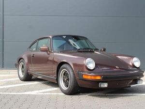 Bei einem so schoenen Oldtimer von Porsche denkt man weniger an den CO2-Fußabdruck Bei einem so schoenen Oldtimer von Porsche denkt man weniger an den CO2-Fußabdruck CO2 Ausstoß