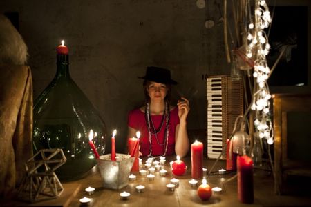 Musik: Sophie Hunger bannt Energie von Live-Konzerten auf CD - "The Danger of Light"