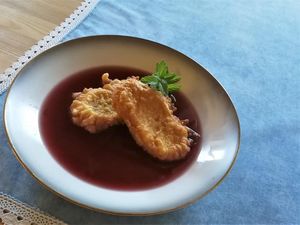Versoffene Jungfern werden zur Weihnachtszeit entlang der Lebensspur Lechserviert – in Fuessen vorzugsweise mit Gluehwein Versoffene Jungfern werden zur Weihnachtszeit entlang der Lebensspur Lechserviert – in Fuessen vorzugsweise mit Gluehwein