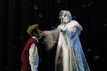 Theater in Frankfurt: „Die Schneekönigin“ bis zum 13.01.2013 im Papageno Musiktheater am Palmengarten - 2 Bilder