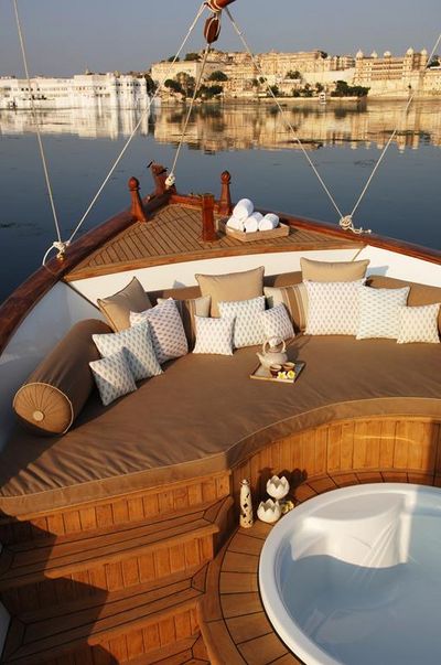 Juva Spa Boat