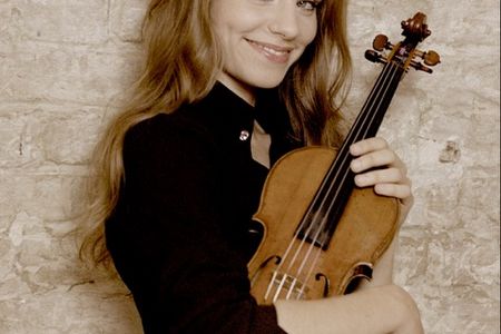 Julia Fischer gibt Konzert in Frankfurt