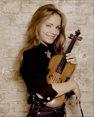 Julia Fischer gibt Konzert in Frankfurt