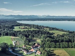 Dann ist das Münsinger Biohotel Austragungsort der 2. Yoga Convention Oberland Dann ist das Münsinger Biohotel Austragungsort der 2. Yoga Convention Oberland