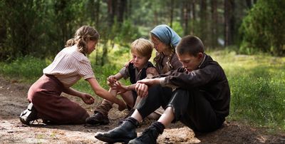 Film Wolfskinder Kinder im Wald