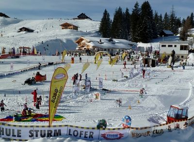 Für Familien und kleine Schneefans Skigebiet Tirol