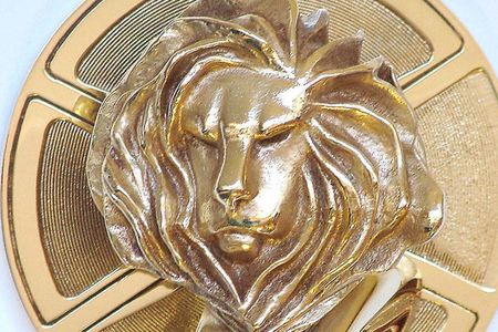 Von Kreativen auf der ganzen Welt heiß begehrt der Cannes-Loewe in Gold