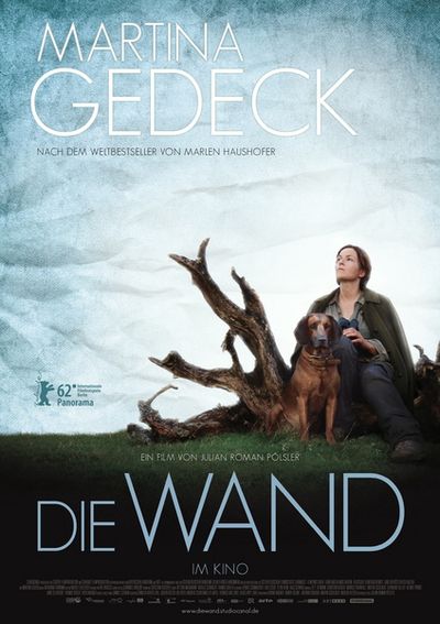 Im existenziellen Drama "Die Wand" spielt Martina Gedeck eine Frau, die mit der Einsamkeit kaempft