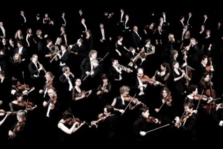 Konzert Klassik: NDR Das Alte Werk - Bachs Weihnachts-Oratorium mit Thomas Hengelbrock und seinem Ensemble
