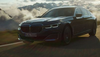 Kampagne von Serviceplan fuers Dickschiff: BMW setzt den neuen 7er werblich in Szene