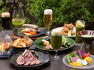 Gerstensaft aus Nippon Abkuehlung in Tokyos Biergaerten Gerstensaft aus Nippon Abkuehlung in Tokyos Biergaerten