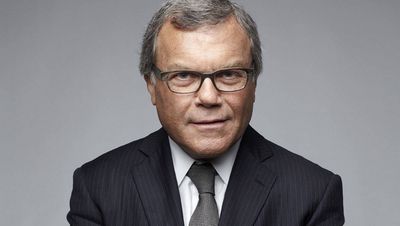Martin Sorrell ist nicht mehr CEO bei WPP. Er tritt nach 33 Jahren nach Vorwuerfen des persoenlichen Fehlverhaltens und des Missbrauchs von Firmenvermoegen zurueck