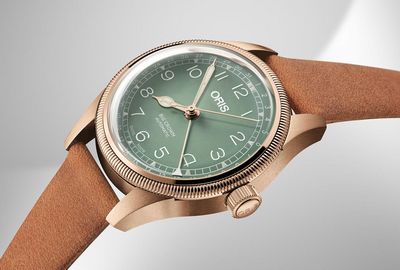 Oris' neue Big Crown Pointer Date in Bronze Version erweckt ein legendaeres Design zu neuem Leben. Gemacht fuer zukunftsorientierte Maenner und Frauen