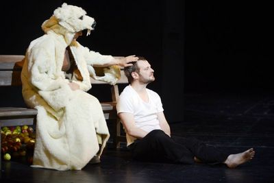 das stück wurde von der Zeitschrift Theater heute zum besten Stück des Jahres gekürt