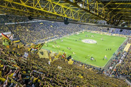 Beide Vereine, Borussia Dortmund und Schalke 04 spielen was das Digital-Marketing angeht, nicht in der ersten Liga