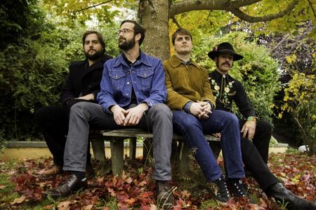 Musik Pop: Eine Auseinandersetzung mit Kontrasten - The Soft Hills neues Album "Chromatisms"