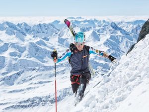 In Osttirol finden Skibergsteiger 165 Routen von zwei Stunden bis sechs Tage: Bei der wohl härtesten Skitour im Alpenraum findet das Finale am höchsten Berg Österreichs, dem Großglockner, statt