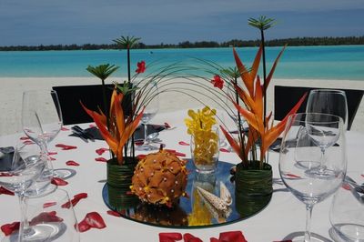 Reisen St Regis Bora Bora Resort Privates Dinner am Strand Reisen St Regis Bora Bora Resort Privates Dinner am Strand