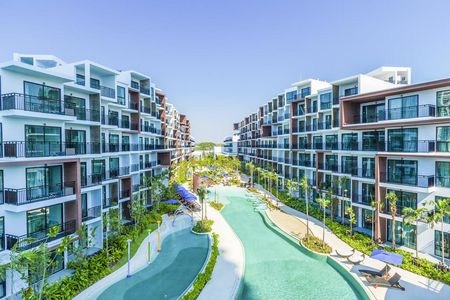 Das Centra by Centara Maris Resort Jomtien in Pittaya bietet im Hobbit-Club Entertainment für die Kleinen, während die Großen in der Poollandschaft, der privaten Pool-Suite oder im Spa Ruhe finden