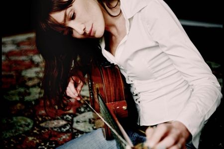 Carla Bruni ist ab Maerz 2014 auf Tour