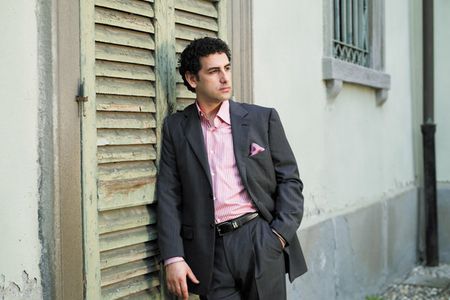Juan Diego Flórez hat mit unglaublichem stimmlichen Potenzial, Virtuosität und Leichtigkeit ein spektakuläres modernes Opernzeitalter eingeleitet.