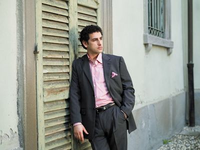 Juan Diego Flórez hat mit unglaublichem stimmlichen Potenzial, Virtuosität und Leichtigkeit ein spektakuläres modernes Opernzeitalter eingeleitet.