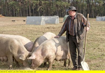 "Neues vom Biotier" - Dokumentation rund um das aktuelle Thema Fleisch"Neues vom Biotier" - Dokumentation rund um das aktuelle Thema Fleisch