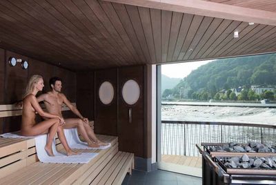 Reisen Flusssauna