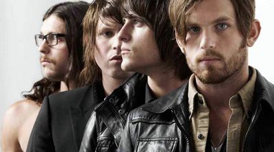 Kings Of Leon kuendigen neues Album an und veroeffentlichen die beiden ersten Singles