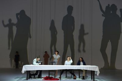 Nationaltheater Mannheim zeigt Simon Stephen Nationaltheater Mannheim zeigt Simon Stephen
