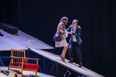 Wir lieben und wissen nichts theater