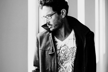 Yoav spielt im September 2013 im Uebel und Gefaehrlich in Hamburg