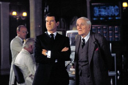 "James Bond 007 - Die Welt ist nicht genug"  - Das 19. Leinwandabenteuer des wohl berühmtesten Geheimagenten