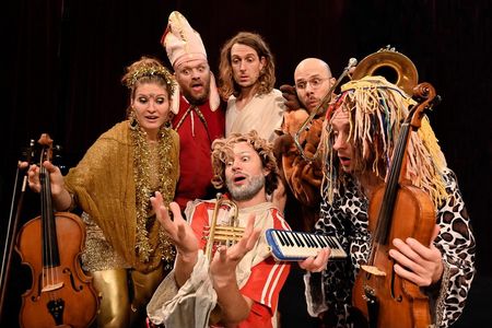Am 29. Dezember 2020 kommen Matthias Schriefls Moving Krippenspielers ins Essener Grillo-Theater