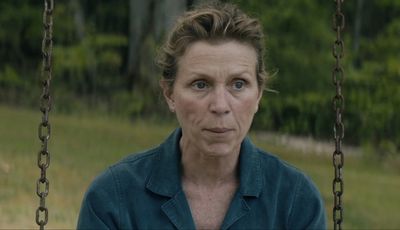 Frances McDormand wurde, wie auch Sally Hawkins fuer ihre Rolle in THREE BILLBOARDS OUTSIDE EBBING, MISSOURI als beste Hauptdarstellerin fuer den Oscar nominiert