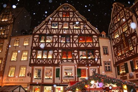 Weihnachtlicher Zauber in Bernkastel-Kues an der Mosel fuer Taucher