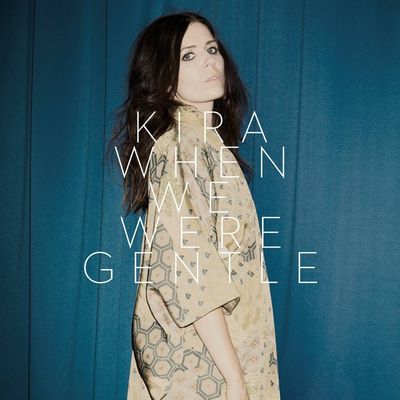 Kira ist eine Vocalistin