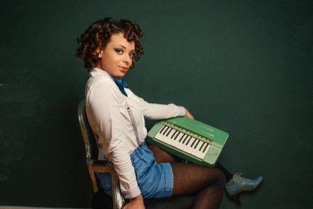 Musik Pop, Liebe Minou ist zurück