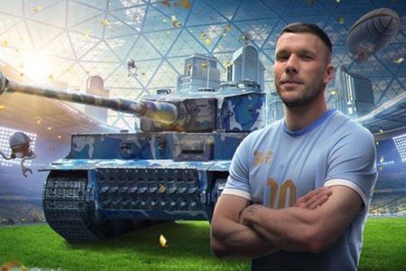 Lukas Podolski als Testimonial für die World of Tanks Blitz