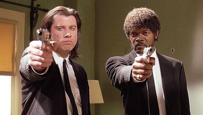 Die beruehmtesten Film Aufragskiller John Travolta und Samuel L. Jackson  bei der Arbeit