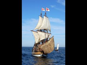 Die Mayflower II, ein Replikatschiff in Originalgroesse, wurde fuer11,2 Millionen Dollar Restauriert Die Mayflower II, ein Replikatschiff in Originalgroesse, wurde fuer11,2 Millionen Dollar Restauriert