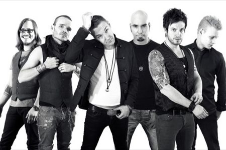 Poets of the Fall, die Band aus Helsinki, feiert ihr 10-jaehriges Bestehen auf Tournee 2013