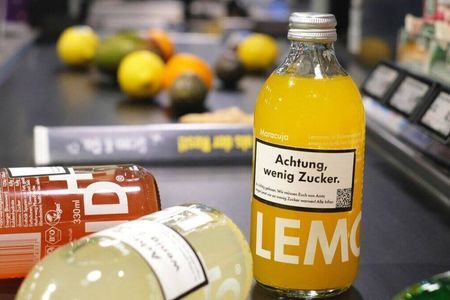 Warnung im Zigarettenschachtel-Stil: die unterzuckerte Lemonaid