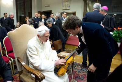 Der Papst segnete seine Meistergeige aus dem Jahre 1778