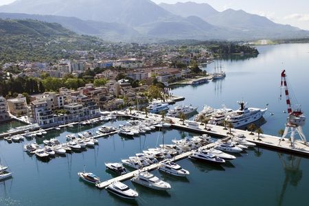 Derzeit ist rund um die Boka Bay viel im Gange: Auf Sveti Marko Island entsteht das erste sechs Sterne Insel-Resort Europas