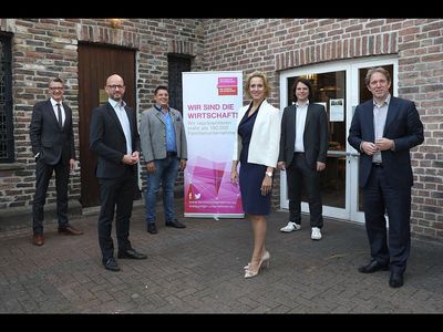 Sven Wolf, Ralph Bombis, David Zuelow, Eva Maria Blank, Matthi Bolte-Richter und Jochen Klenner