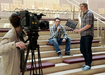 Schüler beim Dreh ihres Videos für den hr-Wettbewerb "Meine Ausbildung ­Schüler führen selbst Regie"
